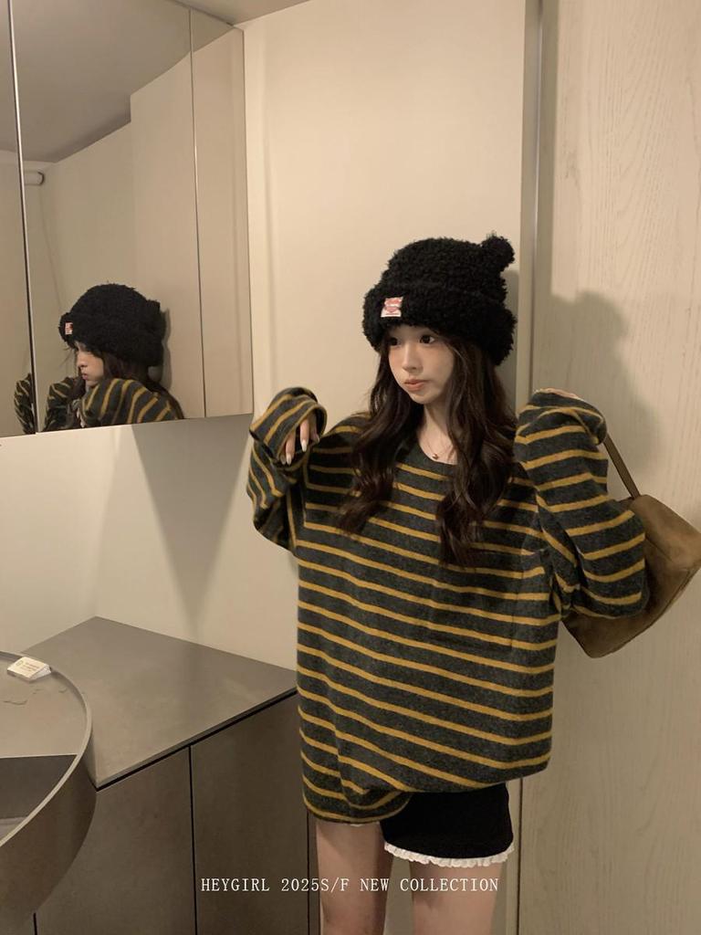 HEYGIRL Black Lazy Stripe 3.0 Korean Style Women's Autumn Loose Casual T-shirt