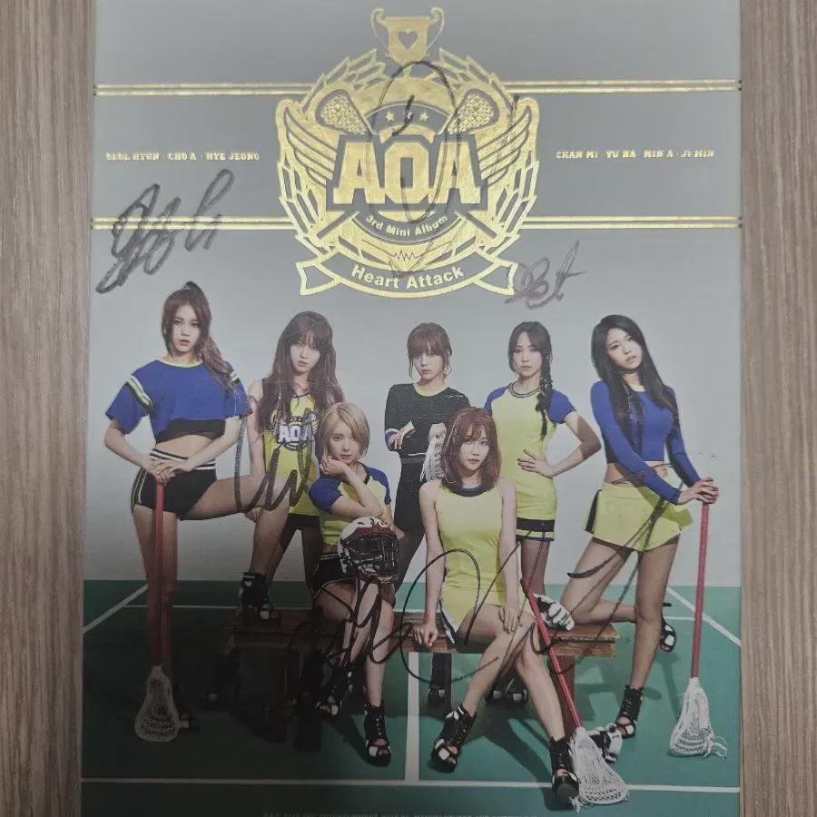 

Девичья группа Aoa Мини-альбом Том. 3 Шим Кун-хэ