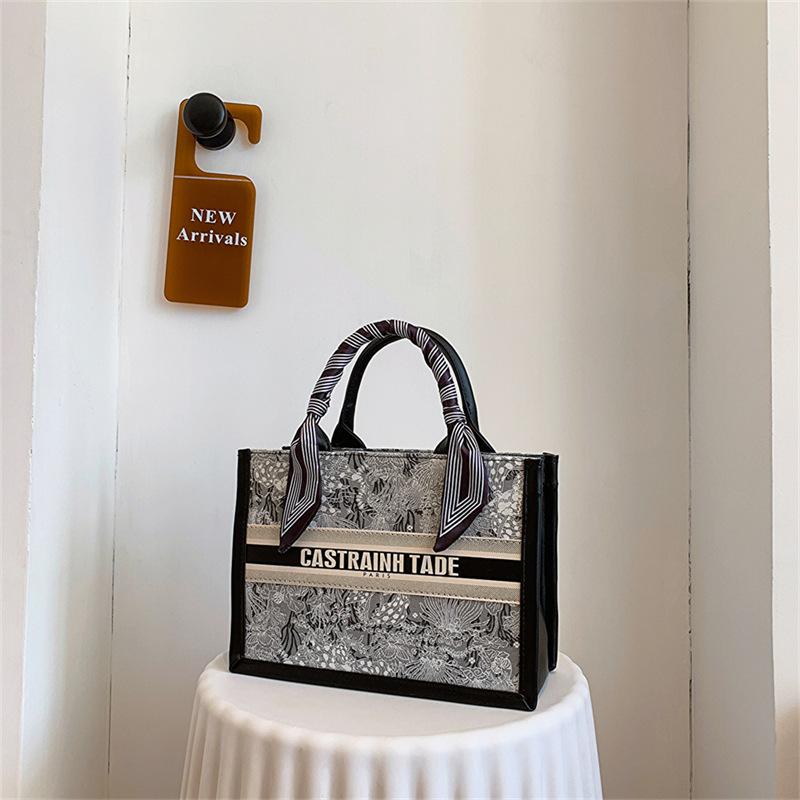 

Ранневесенний новый шелковый шарф контрастных цветов «тень плывущего облака», портативная женская сумка