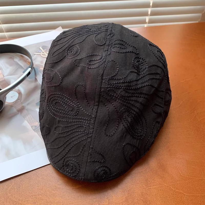 Retro Chinese Style Embroidered Pattern Berets for Women Spring and Summer Travel Casual Sunscreen Versatil Literary Newsboy Hat