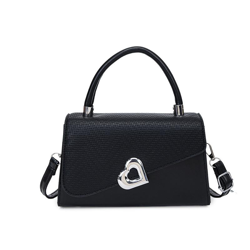 

New dinner splicing summer largecapacity women s love decoration portable messenger small square bag чёрный