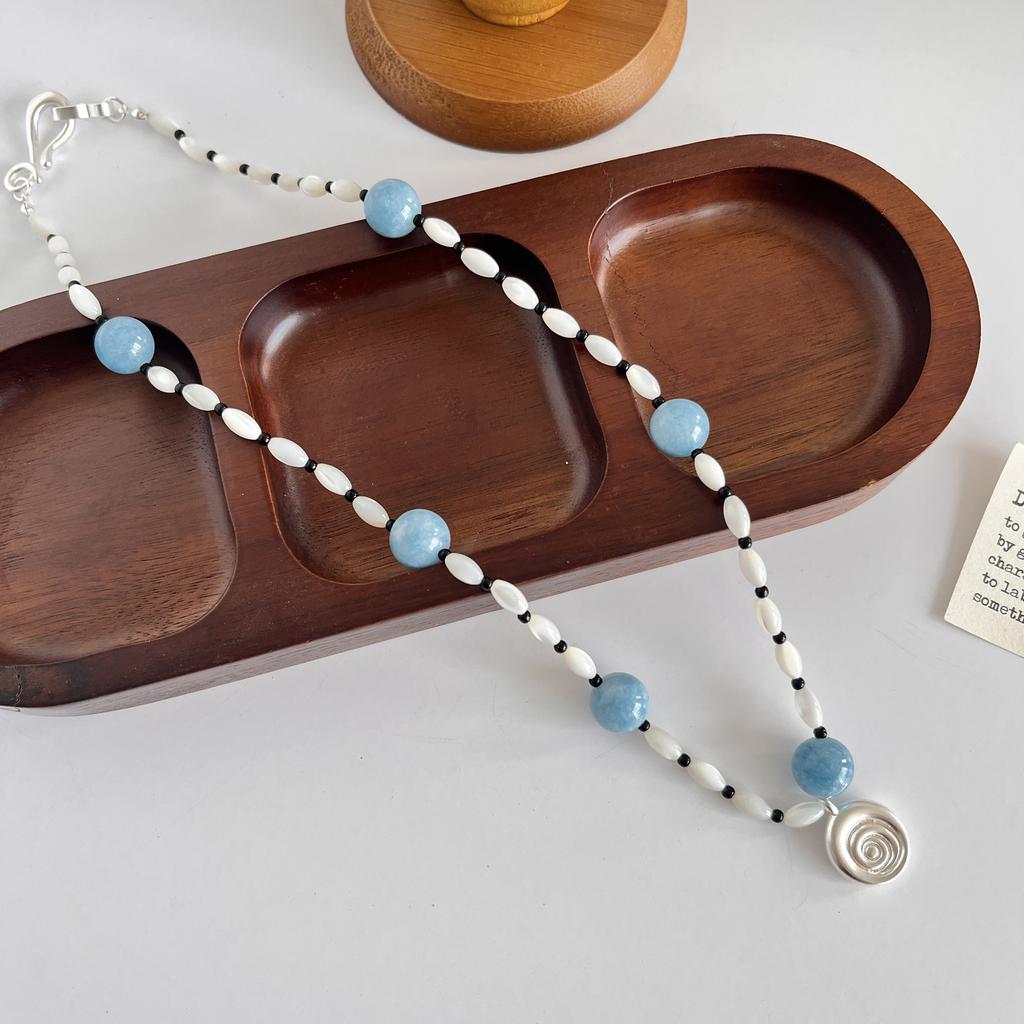 Stone Glass Beaded Spiral Pendant Necklace Temperament Versatile Personality Collarbone Chain Niche Fashion High-end Jewelry
