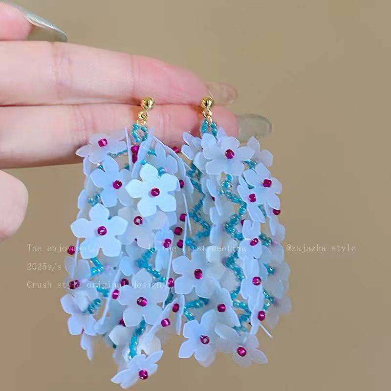 

Тканые серьги-гвоздики с бахромой из пайеток в виде цветов, модные, универсальные, с темпераментом, нишевый дизайн, персонализированные изысканные серьги