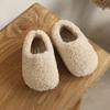 2025 Jesień/Zima Dziewczęcy Retro Bawełniany Futerzany Czepiec Wsuwane Buty: Urocze Ciepłe Welurowe Kapcie z Dużą Głową
