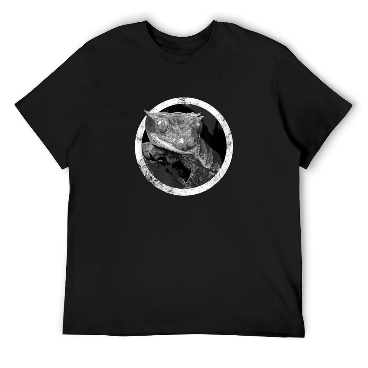 Crested Gecko Distressed T-Shirt Funny t-shirts new edition hippie clothes heavy weight t shirts for men S