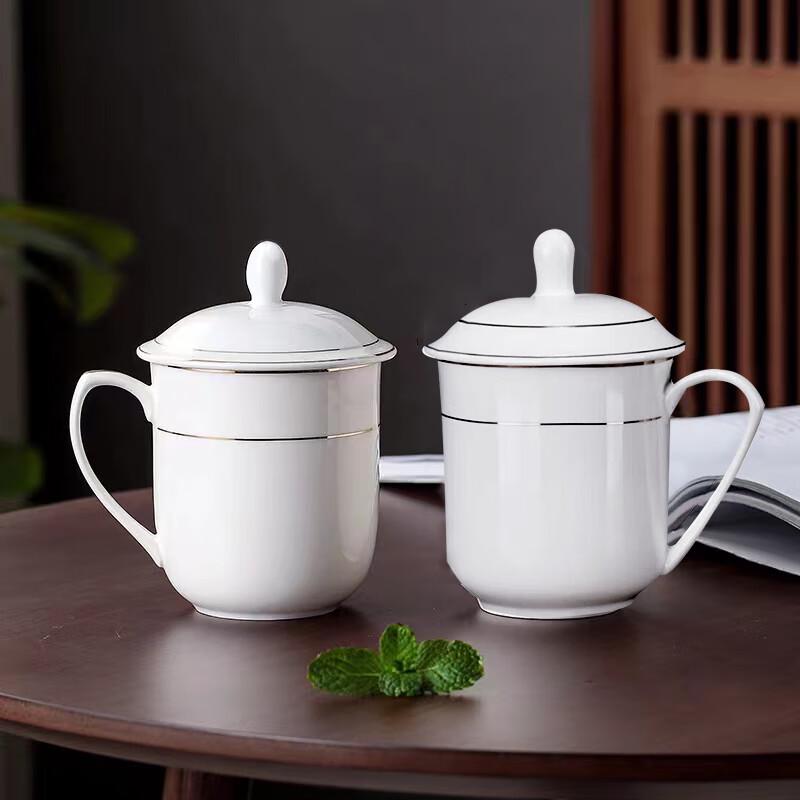 Белые керамические кружки с крышкой и ручкой (2-Pack)