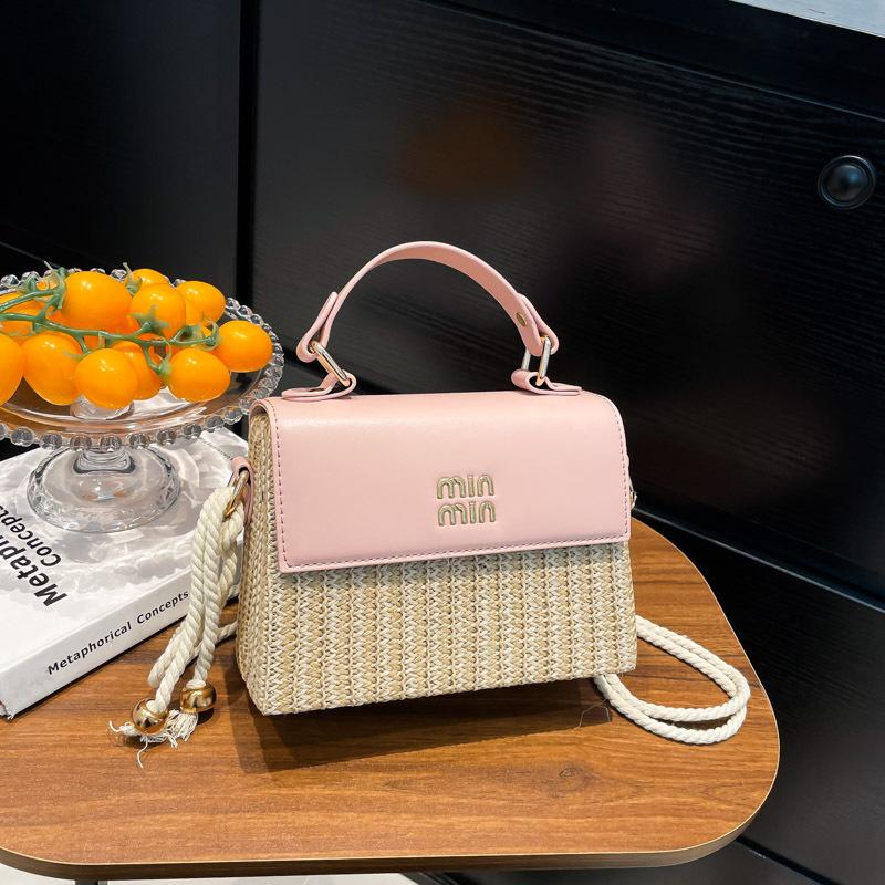 Niche design bag women's new fashion versatile shoulder messenger bag high-end straw handbag