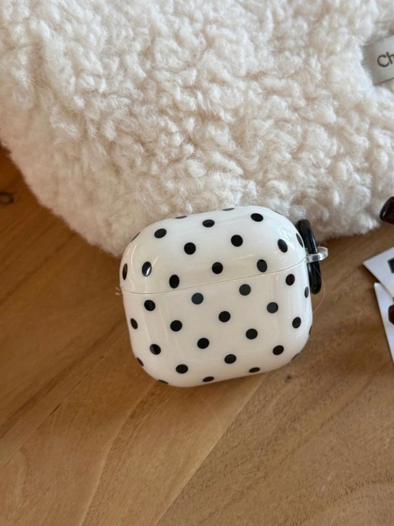 Korean Style Black White Polka Dot Airpods Pro 3 Case for Airpods 3rd Gen Protective Cover with Cute Heart Charm Anti Slip for Airpods 4th Gen