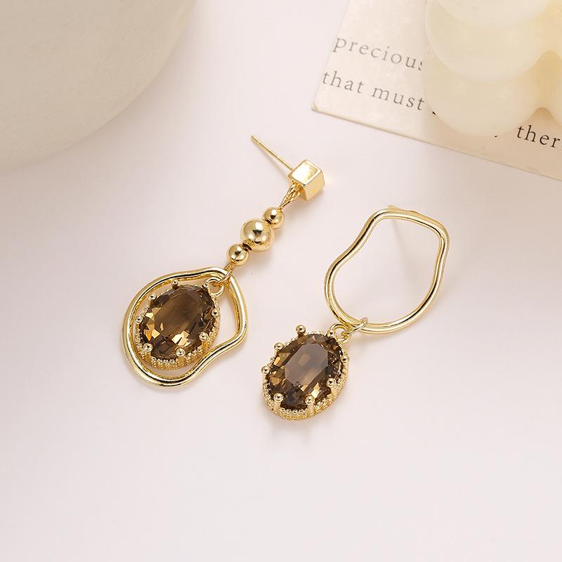 Pendientes de Cristal Asimétricos de Alta Gama - Moda Lujosa Retro Color Té para Mujeres Sofisticadas