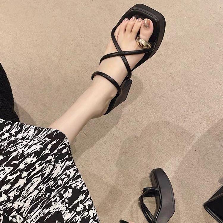 Internet Celebrities Thick Heel Thick Bottom Toe One-word Women 2025 Summer New Fashion Women High Heel Wear Versatile Cool Slippers