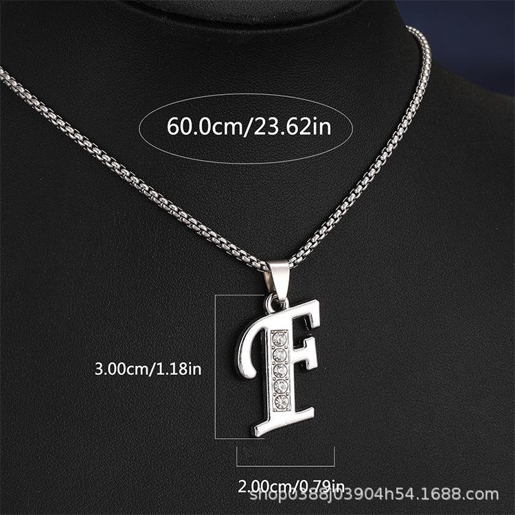 Collana con Ciondolo Lettere Inglesi 26 Colore Argento alla Moda Micro-intarsiata Zircone per Uomo Donna Amici Coppia Gioielli in Acciaio Inossidabile