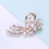 Shining Romantic Wedding Brooch Gift Elegant Faux Pearls Rhinestone Lapel Pin Costume Accessories