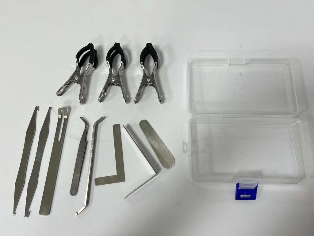 Saxophone Repair Kit: Flat Pad Denting Clamp Tools