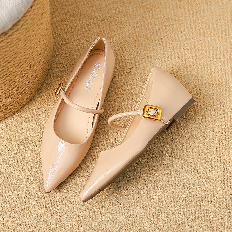 

D867-15 Small man inner height increase temperament patent leather word with metal buckle pointed single shoes women 40 розовый