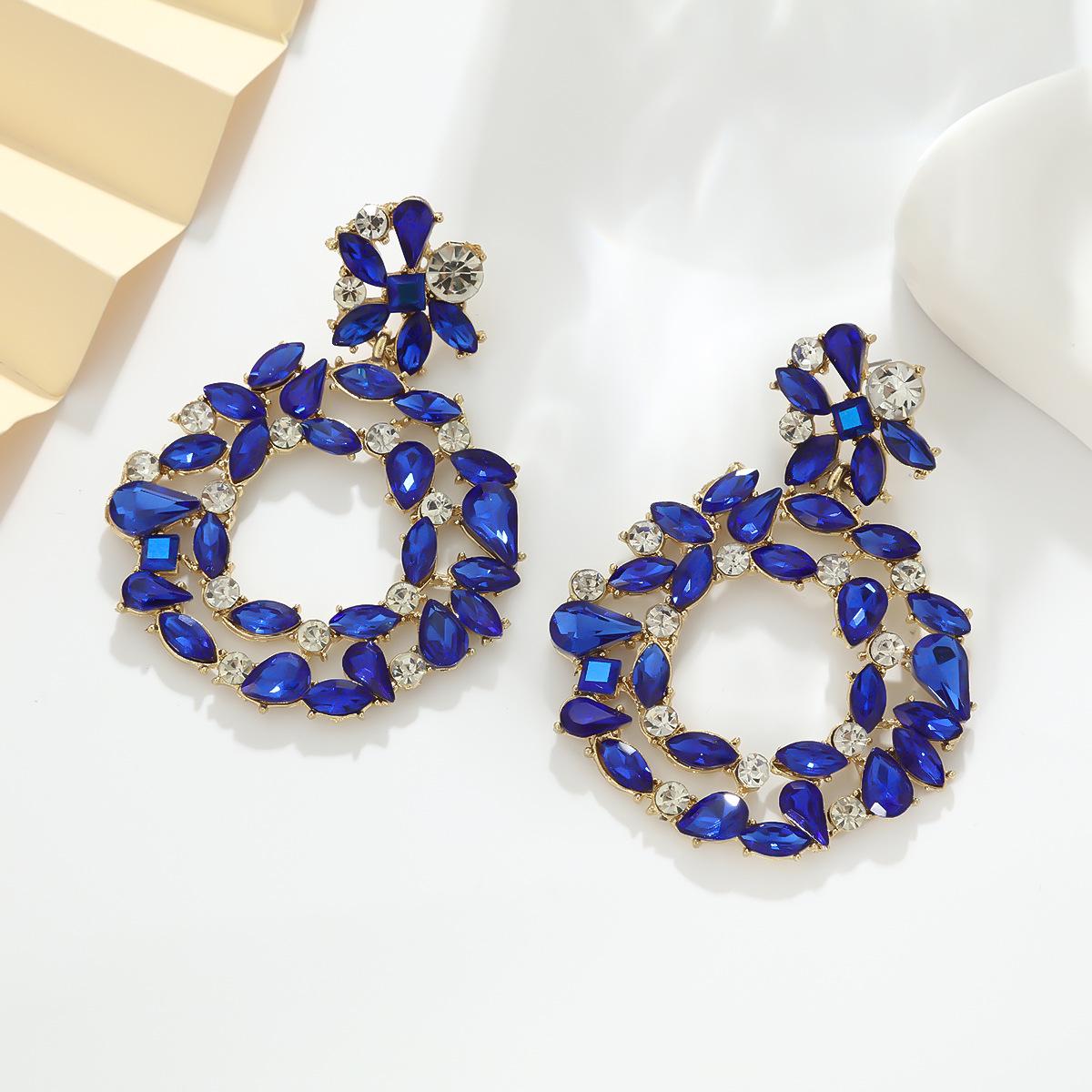 

Elegant Geometric Round Dangle Earrings - Light Luxury Style, Sparkling High-End Jewelry for Women. синий