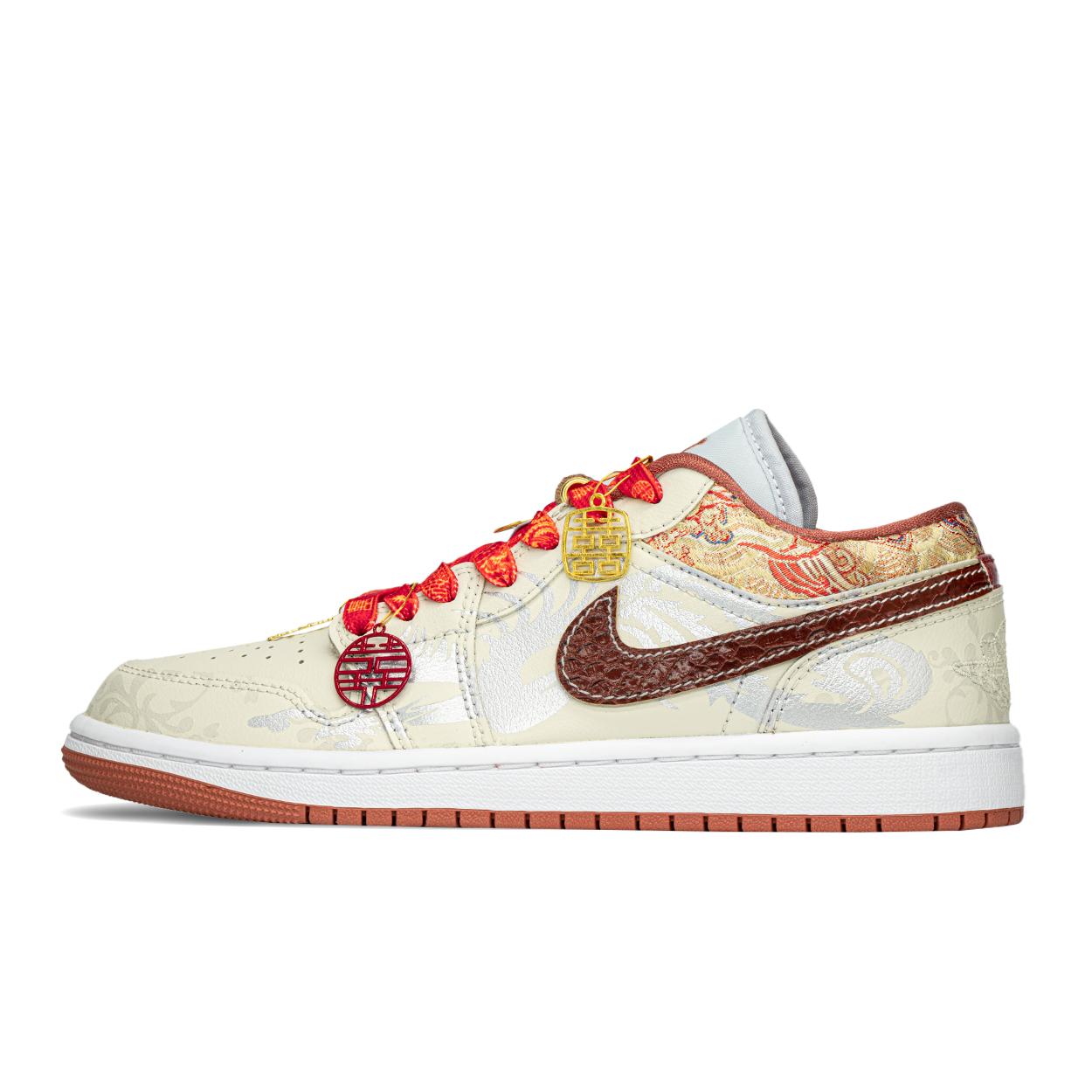 Jordan Air Jordan 1 Slip Resistant, Abrasion Resistant, Lightweight Slip Resistant, Abrasion Resistant, Lightweight DC0774-080(TeamA-) 37.5