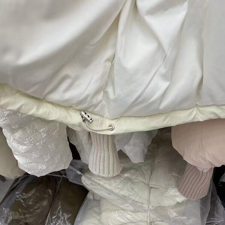 2024 Winter Women's Loose Fit Fur Collar Down Jacket with Knitted Sleeves - Petite Size