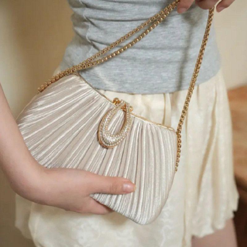New pleated banquet bag, dinner party celebrity dress, wedding bag, cheongsam with diamonds, handbag, women's shoulder messenger bag.