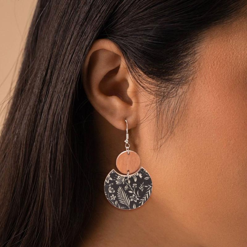 Wood Earrings With Artisanal Crafted Geometric Pattern Natural Materials Comfortable Daily Wear Fashion Accessories