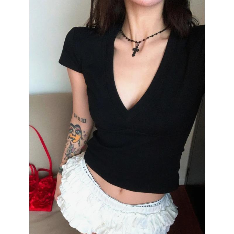 V-neck Short Sleeve Casual Women T Shirts Black Summer Skinny Sexy Solid Basic Crop Fashion Streetwear