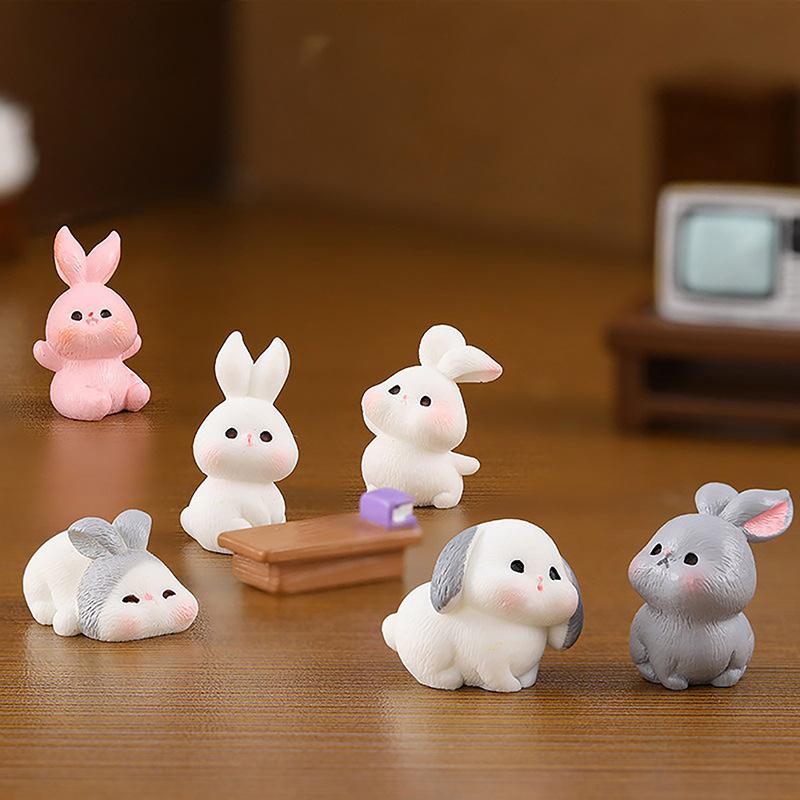 Figurine Miniature Cute Rabbit Micro Landscape Resin Ornaments For Home Decoration Kawaii Animal Bunny Room Desk Decor Gift