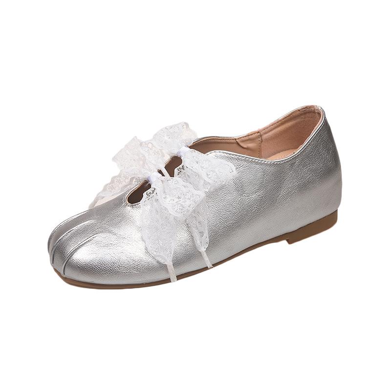 

Fashion Flat Ballet Lace Single Shoes Women s Autumn New Outside Wear Square Toe Shallow Mouth Butterfly with Skirt Mary Jane Shoes 35 серебряный