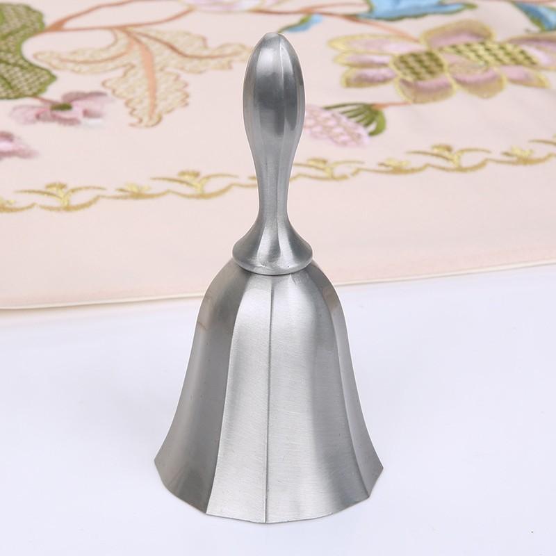 

European-style Metal Bell Bar Restaurant Bar Counter Vegetable Bell Pastoral Wind Chime Hand-cranked Meal Bell Kindergarten Class Bell