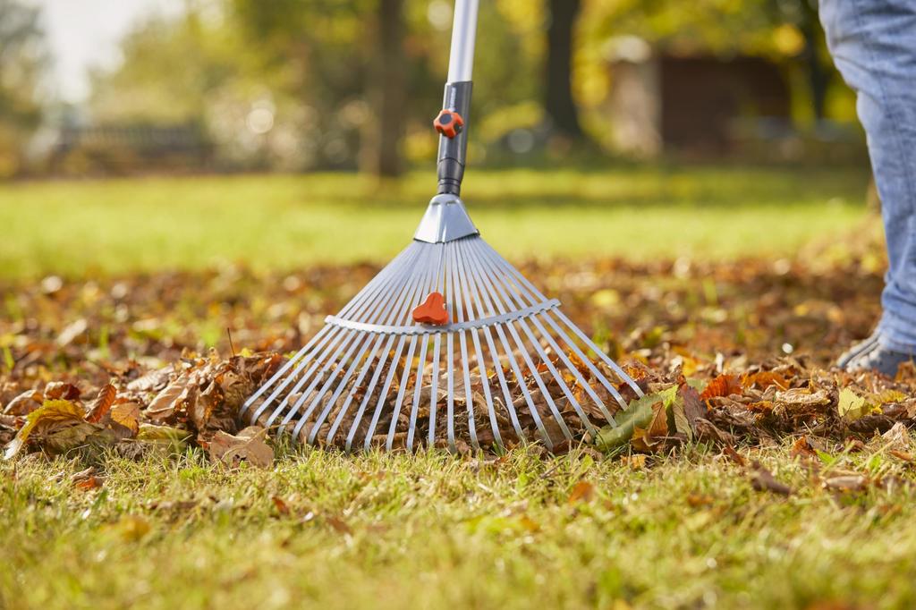 GARDENA Ocelový Kombi Produkt Až 25 Hrábě, Systém, 03103-20, Stříbrný. Záruční roky.