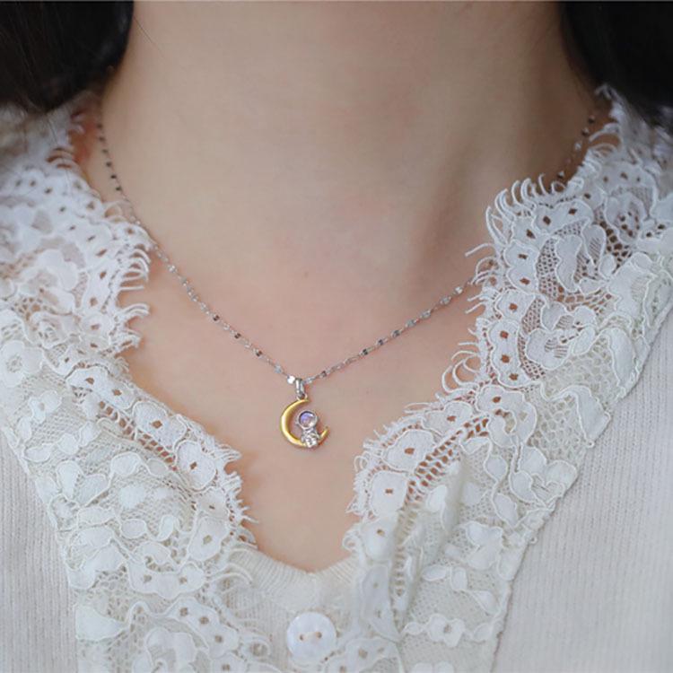 Gold-Plated Sterling Silver Moon Astronaut Necklace - Fashionable, Versatile, Aesthetic Clavicle Chain for Women