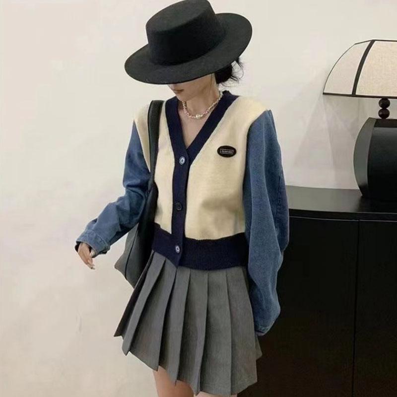 Cardigan Sweater Female New Fashion Loose Casual Top Temperament V-neck Button Panel Denim Sleeve Commuter Knit Sweater Female