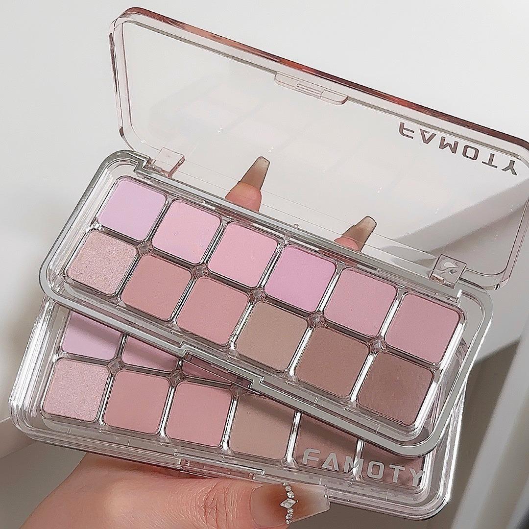 

Палетка теней для век FAMOTY Vitality 12 цветов, матовые и шиммерные