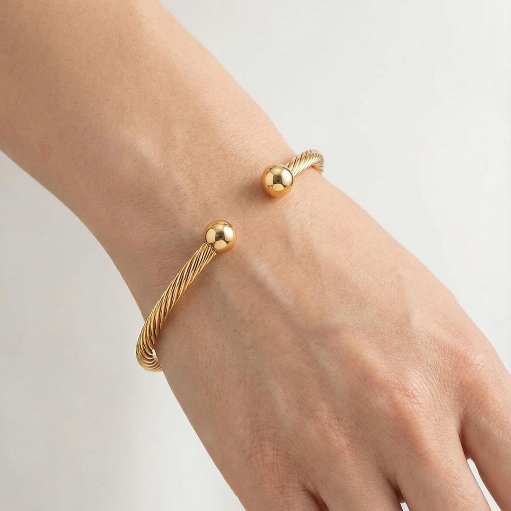 European and American jewelry, brass embossed open bracelet, personalized versatile bracelet retro trend