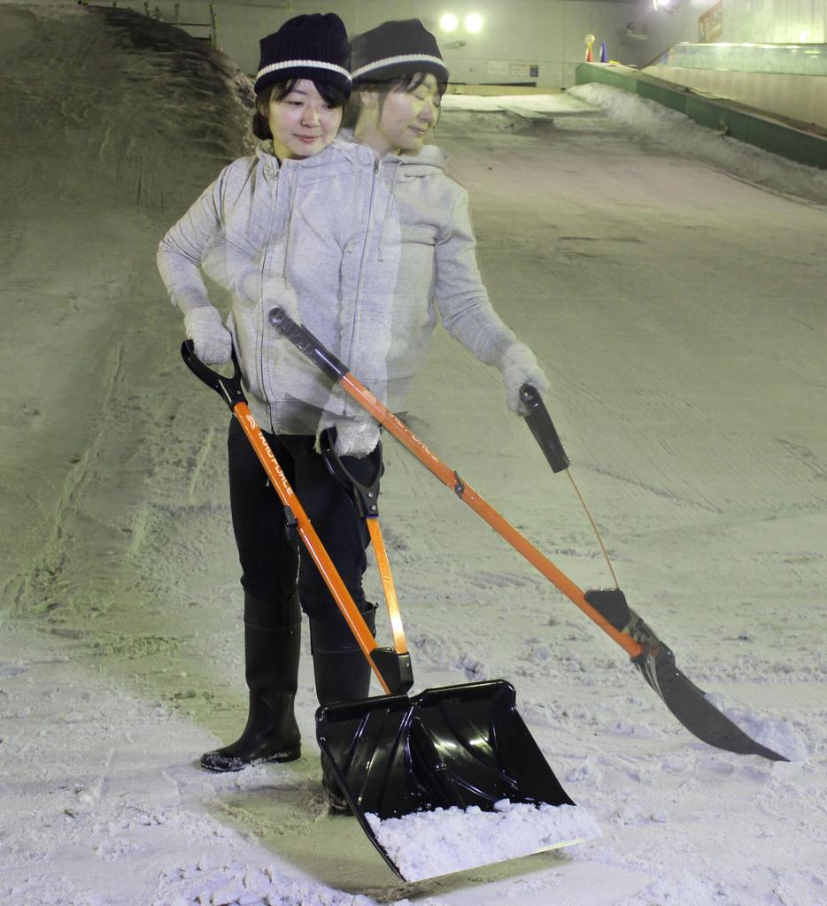 YARD FORCE Snow Shovel Grip Snow Removal and with PU Leather Grip Tape for Enhanced Snow Snow Removal Snow Clearing Snow YARD FORCE (with Non-Slip