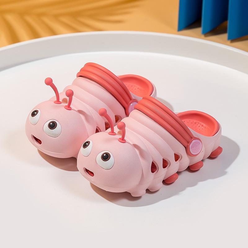 Summer children slippers new boy slippers soft sole anti slip girl shoe cute cartoon boy shoe hollowed out girl caterpillar shoe