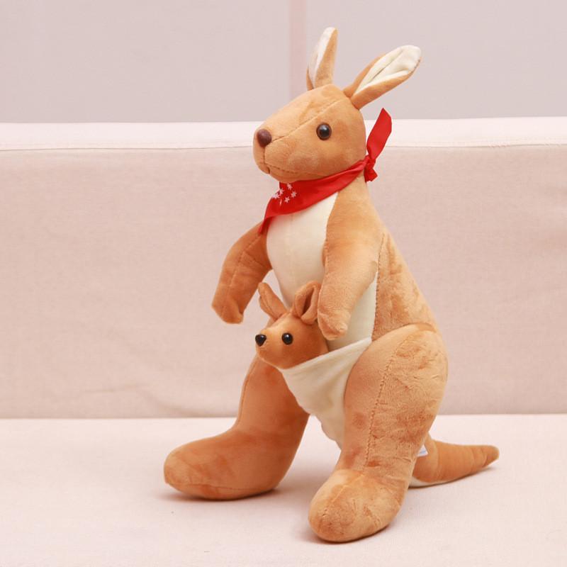 Pluche kangoeroe moeder en kind met zachte kristalvulling, ideaal als cadeau voor kinderen.