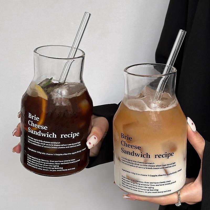 

MOZHOU Ins Style Letter Glass Cup with Straw