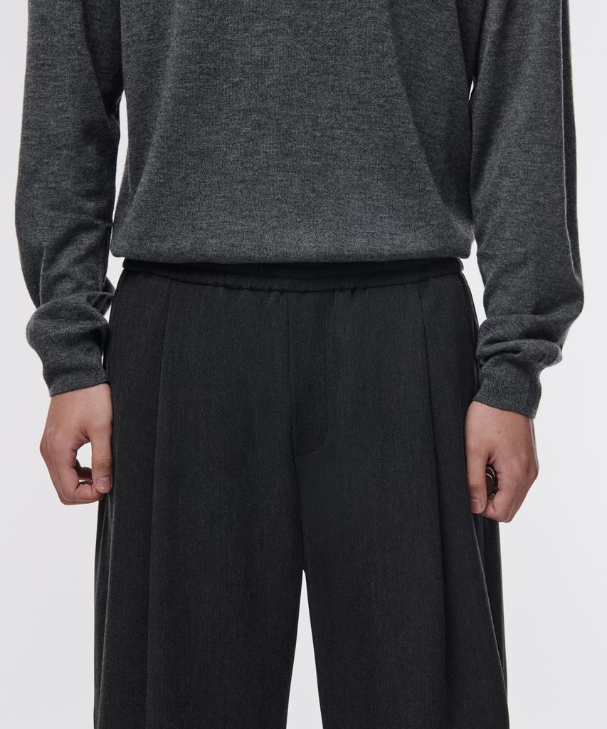 MUSINSA STANDARD One-Pleat Wide Elastic Waist Slacks [Charcoal Gray]