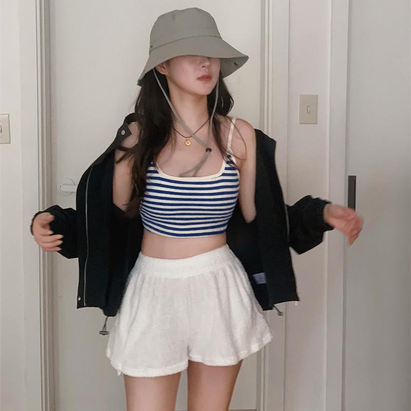 

2024 Корейский однотонный махровый топ на тонких бретелях и шорты с эластичной талией, купальник для женщин Large