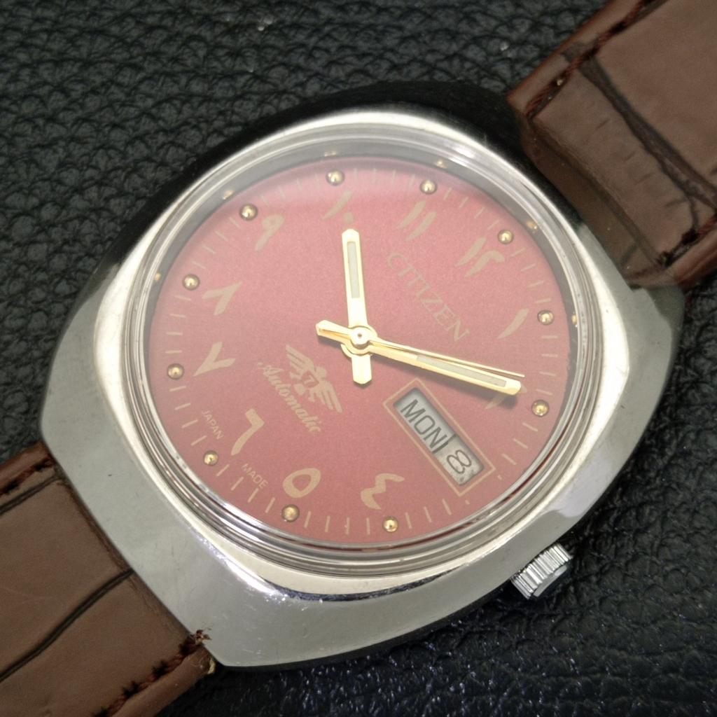 USED VINTAGE CITIZEN AUTOMATIC 8200 JAPAN MENS MAROON COLOR DIAL WATCH A434827-2 R123-a434827