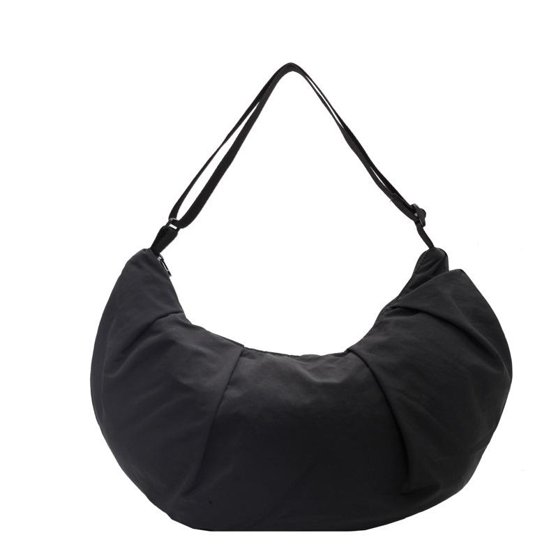 2025 New Lightweight Dumpling Bag Outdoor Large-capacity Leisure Travel Messenger Bag Korean Shoulder Bag