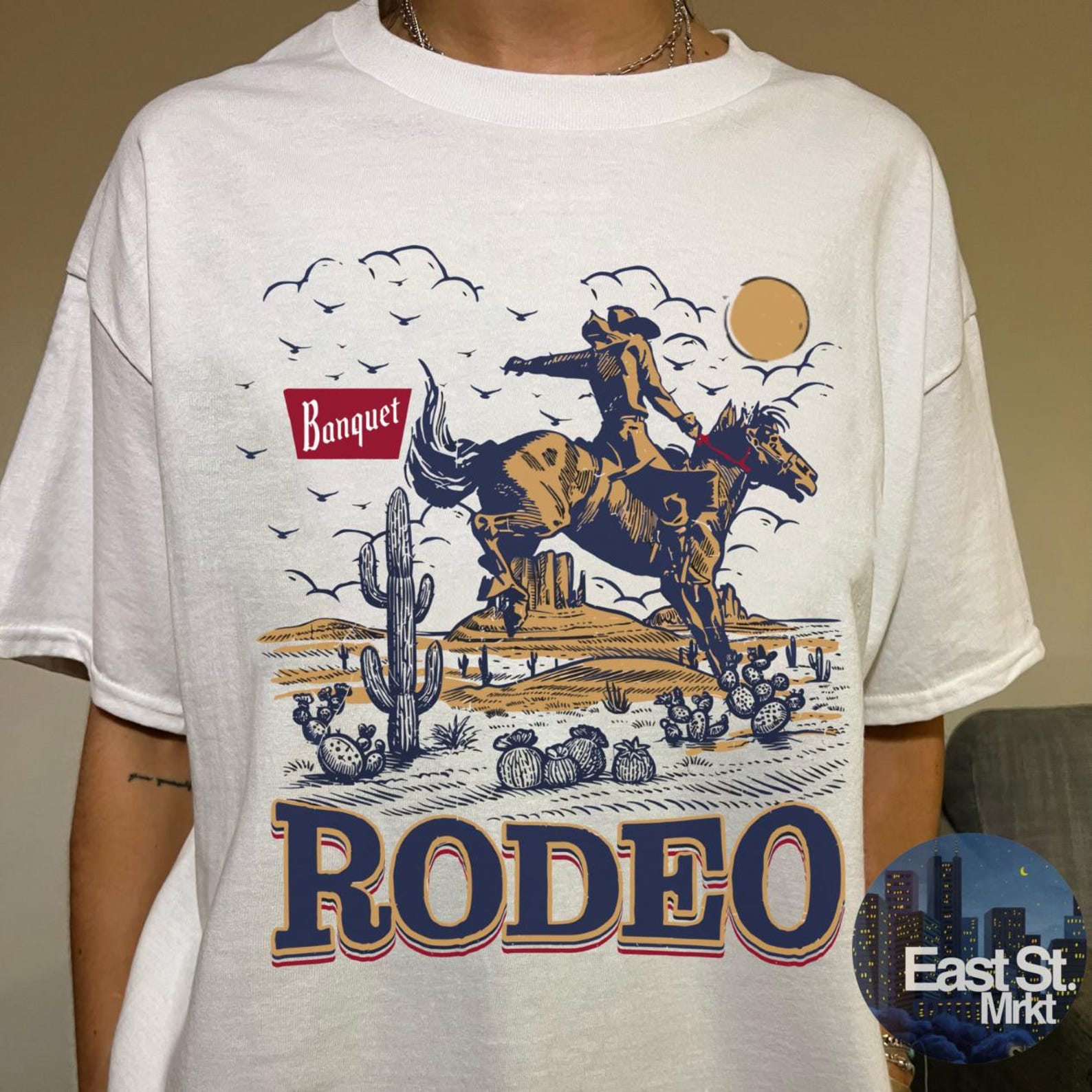 Vintage Rodeo Cowboy T-shirt: Western Style Retro Tee M