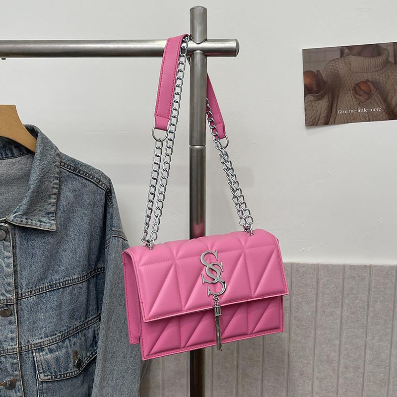 Trendy Retro Chain Shoulder Bag For Women Stylish Crossbody Purse In Black And White