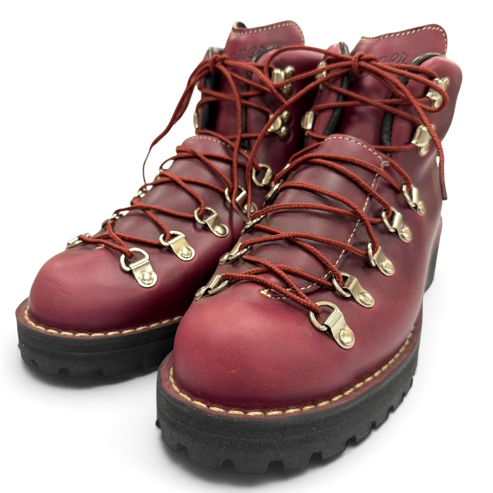 Pristine Danner boots MOUNTAIN LIGHT H