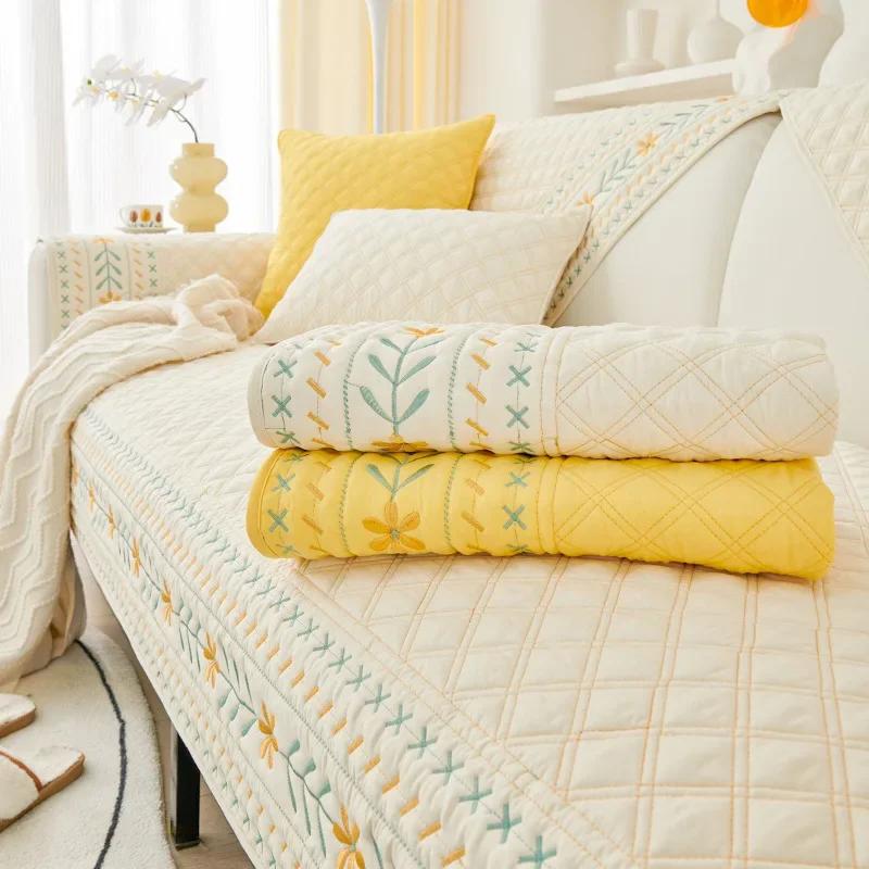 Soft Wash Cotton Sofa Cover Luxury Style Sofas Cushion for Living Room Four Seasons Universal Combination Embroidery Couch Towel