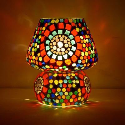 Kuppelförmige Tischlampe aus Glas im Mosaik-Stil, mehrfarbig, für Wohnzimmer, Schlafzimmer, Schreibtisch, 1 Stück