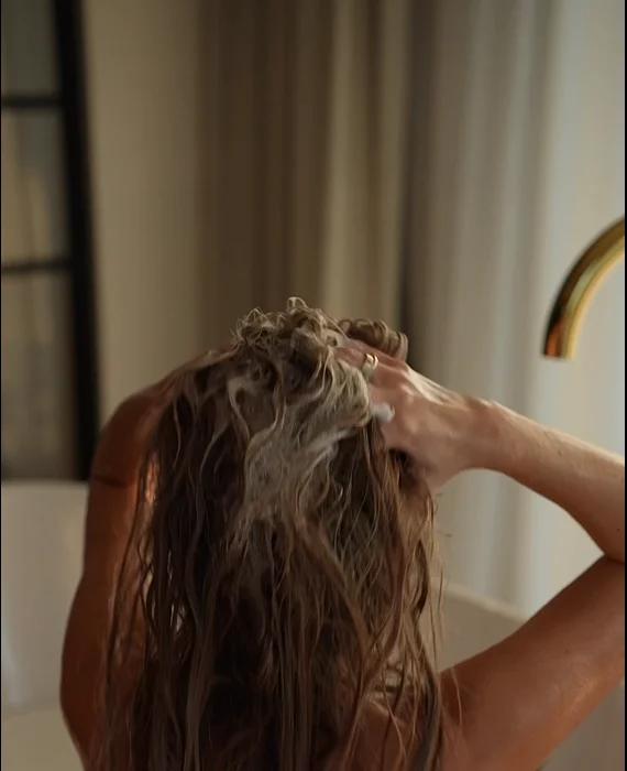Shampoo hair volume by juliee beauty