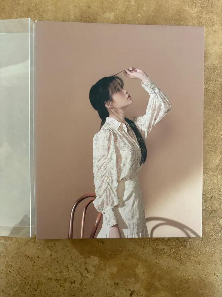 IU April 2020 Photo Binder Album for Sale Used