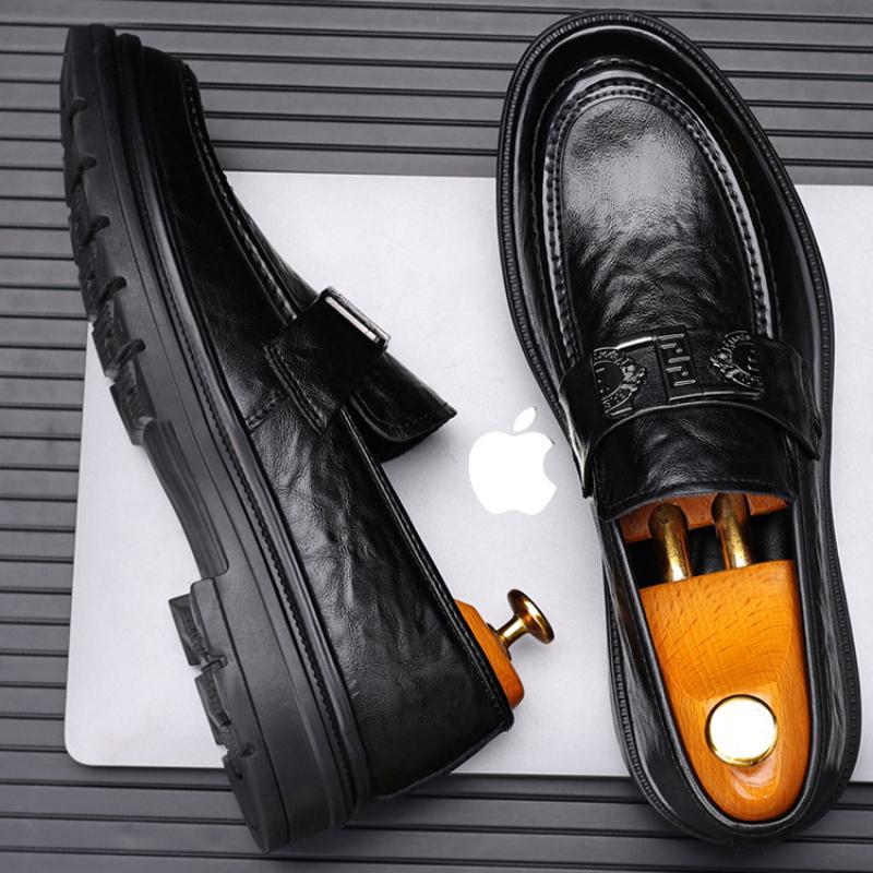 Chaussures en Cuir pour Homme Mocassins Chaussure Formelle Respirante Antidérapante Légère Confortable Résistante Chaussures Décontractées pour Homme Mocasins