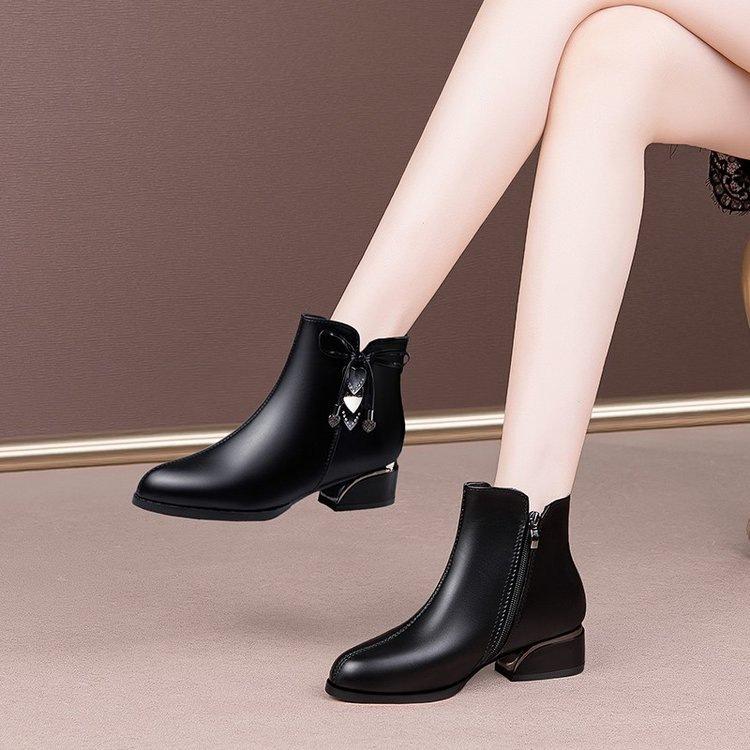 Herbst und Winter dicker Absatz niedriger Absatz kleine kurze Stiefel neue Martin Stiefel Damen rote kurze Stiefel Damenstiefel Baumwollstiefel