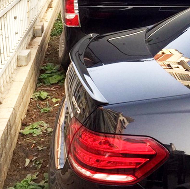 W212 Rear Spoiler for 2008-2015 Mercedes-Benz E-Class E200L/E260L/E300